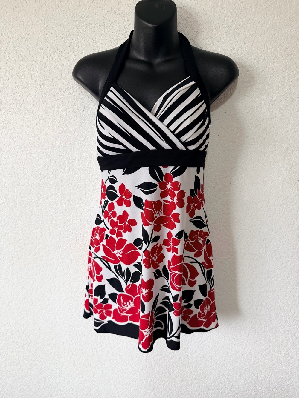 Vintage Babydoll Y2K Floral Stripe Halter Neck Top 🖤❤️